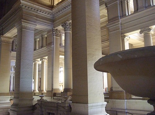 L'intérieur du Palais de Justice