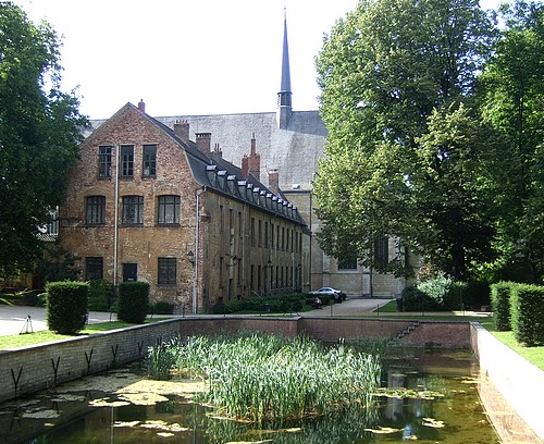 L'abbaye de la Cambre en été