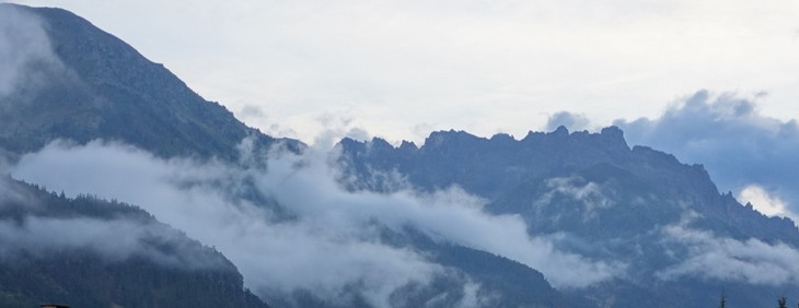 Nuages accrochés au vallon de Cristol - © C. Rau 2015