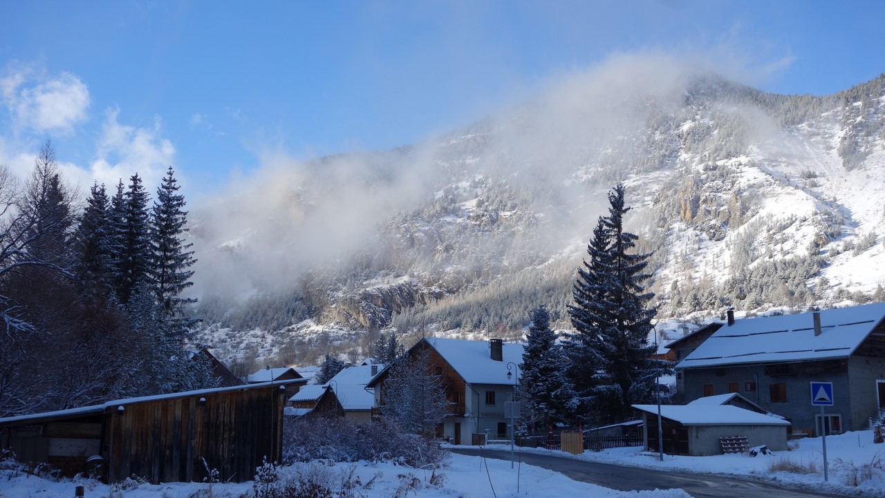 Brumes d'hiver au hameau du Cros - C. Rau 2017