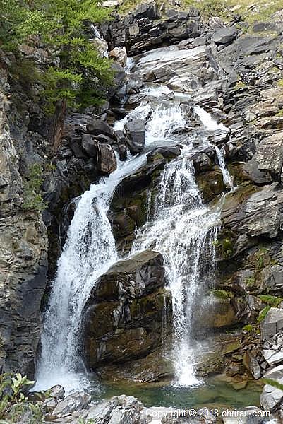 les cascades s'enchaînent...