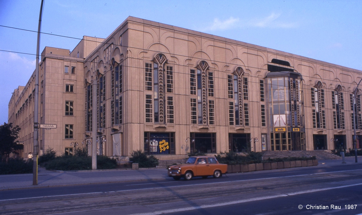 Le Palais de Friedrichstadt - Berlin Est 1987