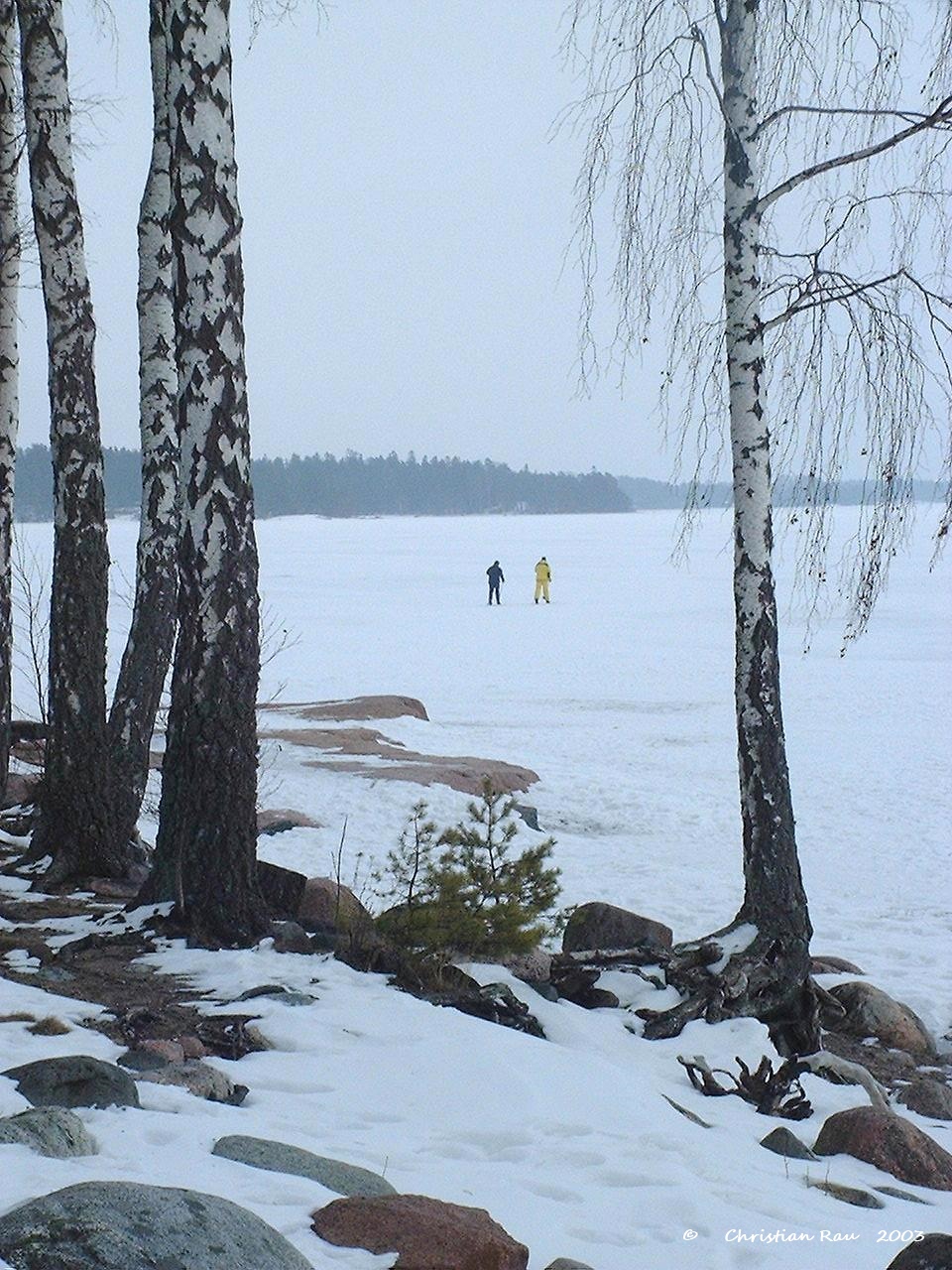 Randonnées pédestres sur la glace des lacs ou même la mer...
