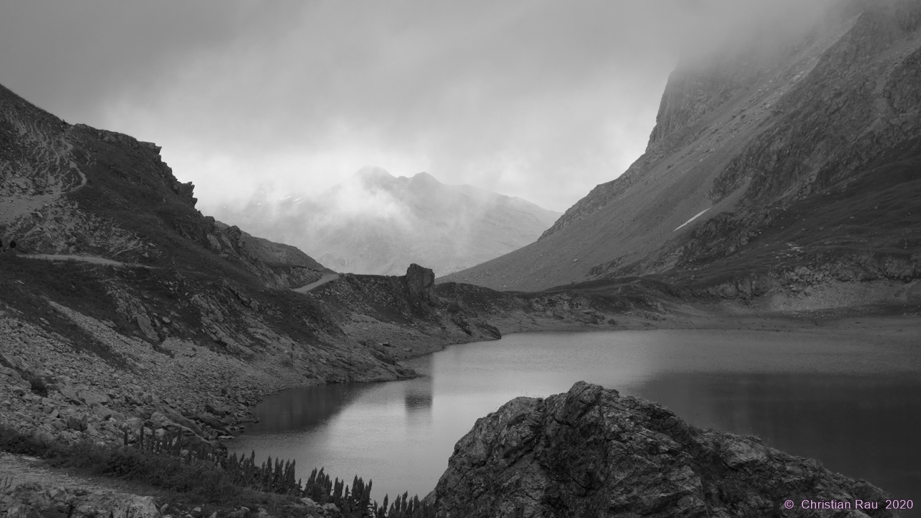 Nuages de pluie au Lac du Grand Ban - Rochilles - Copyright  C. Rau  2020