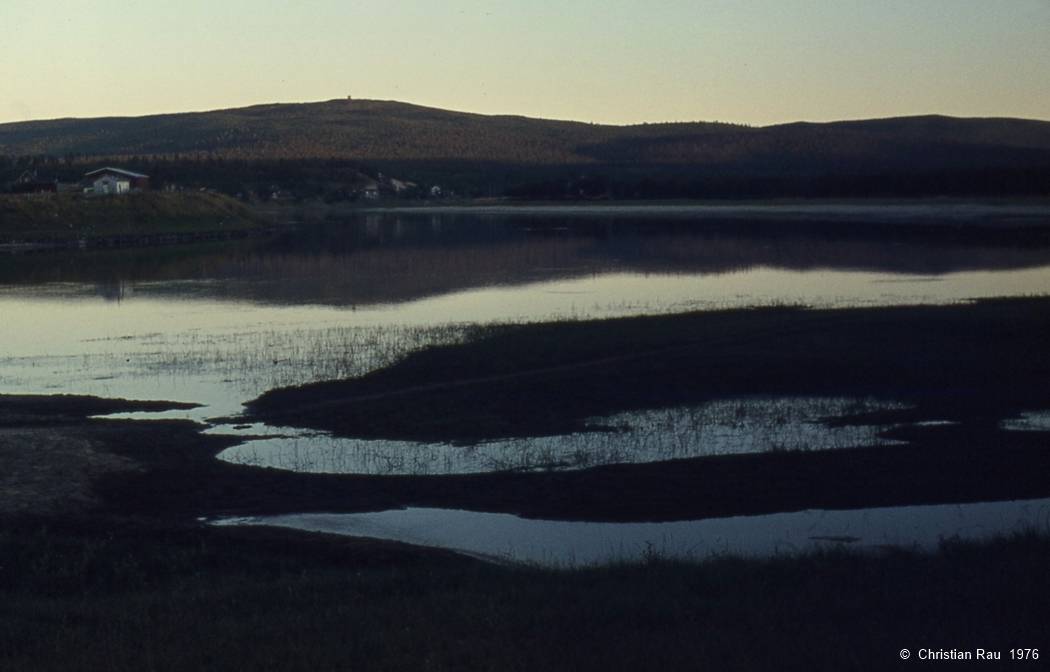 Crépuscule sur la rivière Karasjokki