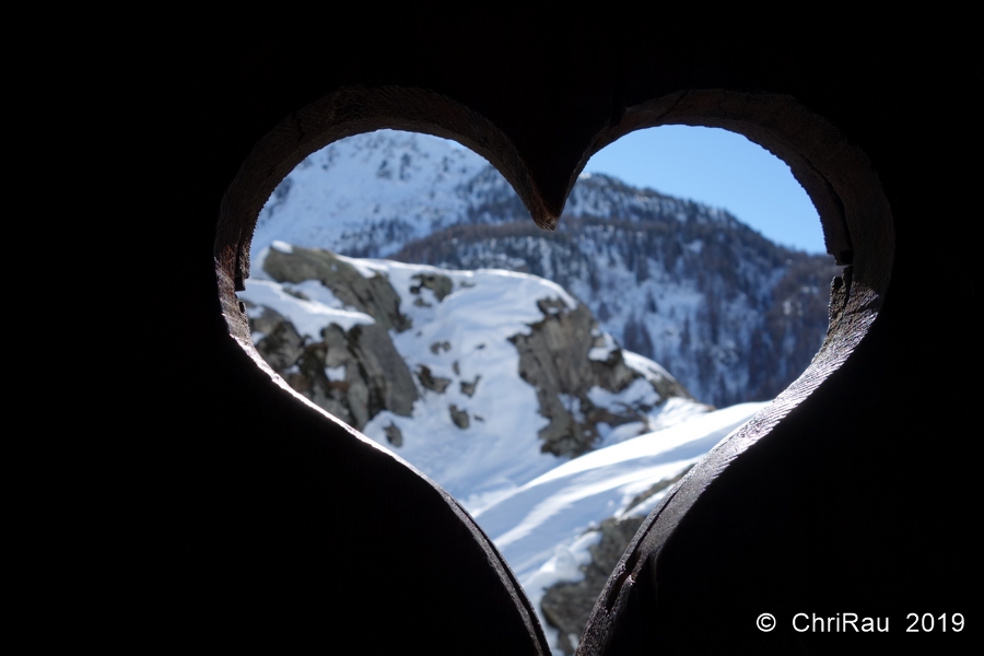 Chapelle Ste Barbe, à Lacou - © C. Rau 2019