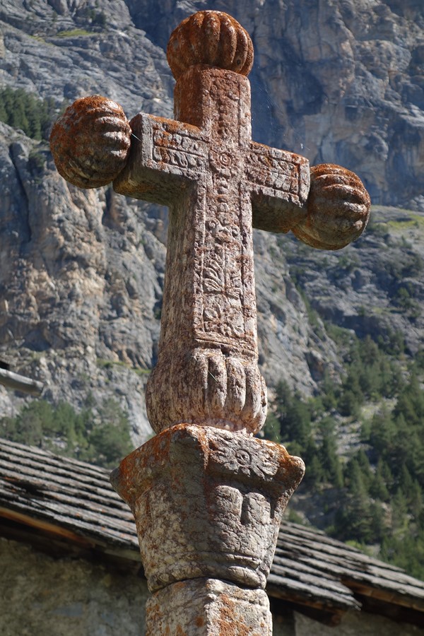 Chapelle Saint-Sébastien : Croix de Mélezet- C. Rau 2015