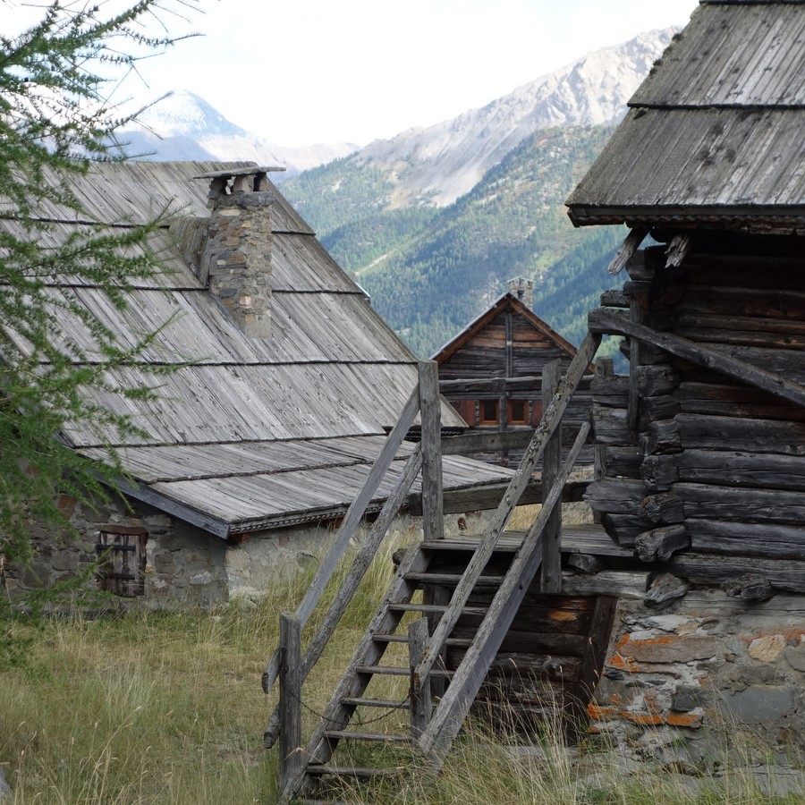 Chalets du Queyrellin (Haute-Vallée) - C. Rau 09/2016