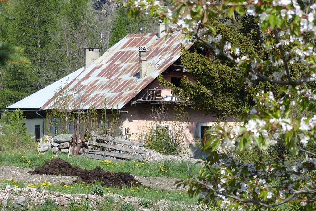 Près du pont de l'Outre à Ville Haute