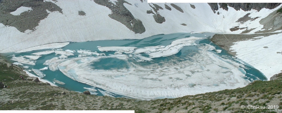 Le lac des Béraudes début juillet 2001 ! - © C. Rau