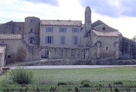 Le Prieuré de Salagon, siège de l'Association Alpes de Lumière