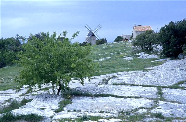 St-Julien le Montagner