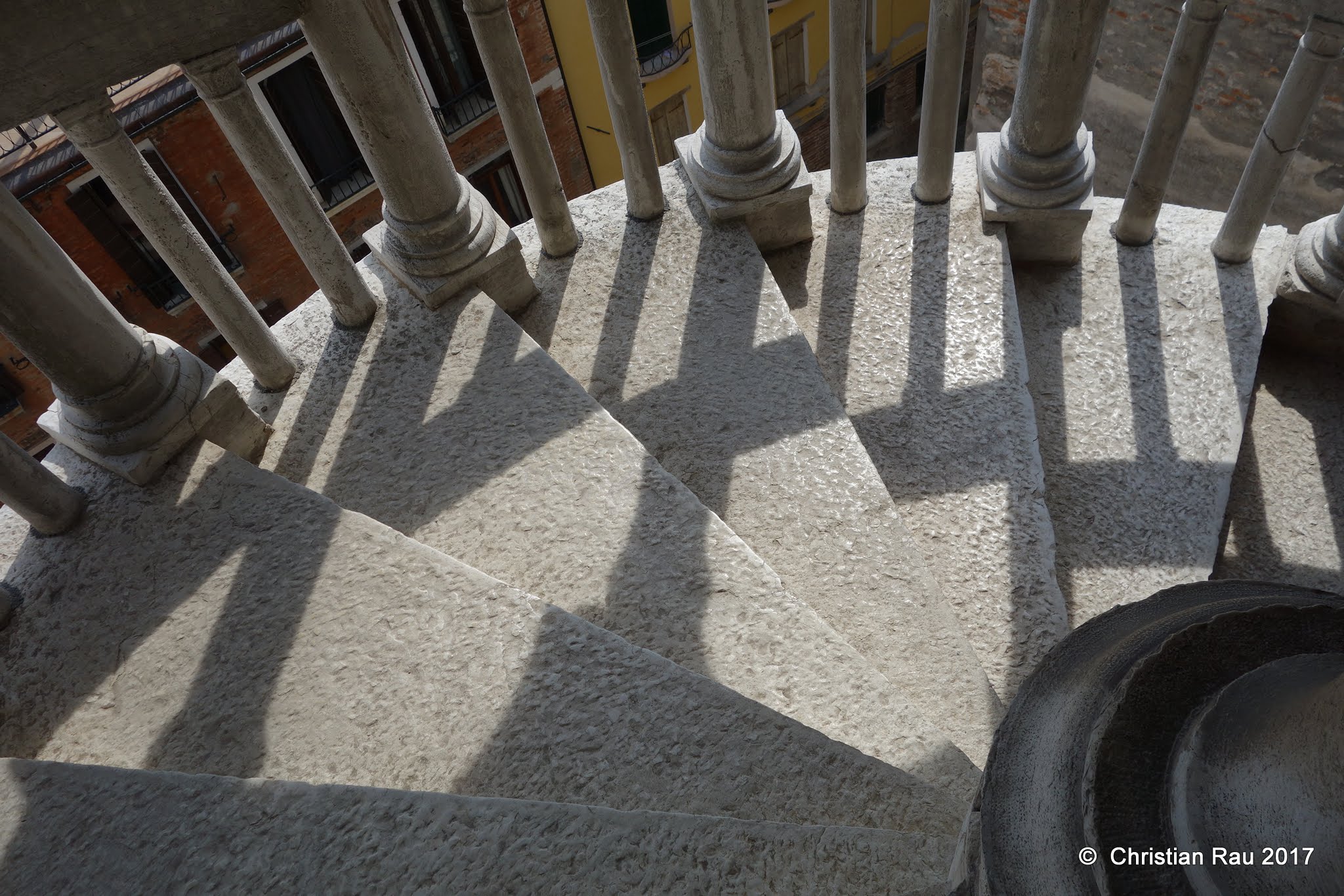 Scala Contarini del Bovolo