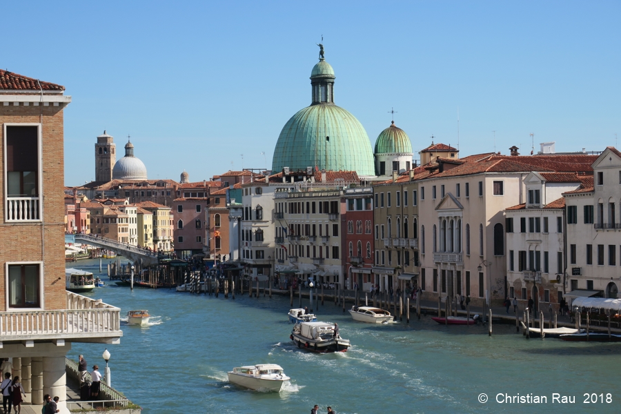 Le Grand Canal depuis le Pont de la Constitution