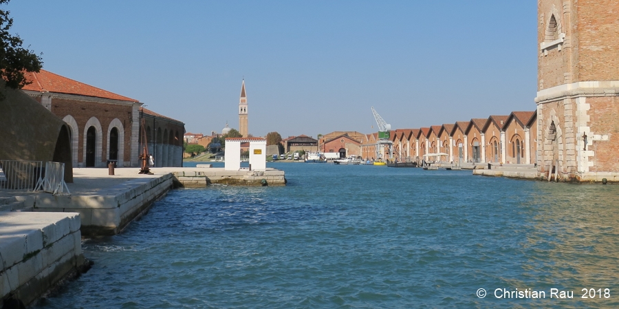 Arsenal : le Canal de Porta Nuova, vers la grande darse.