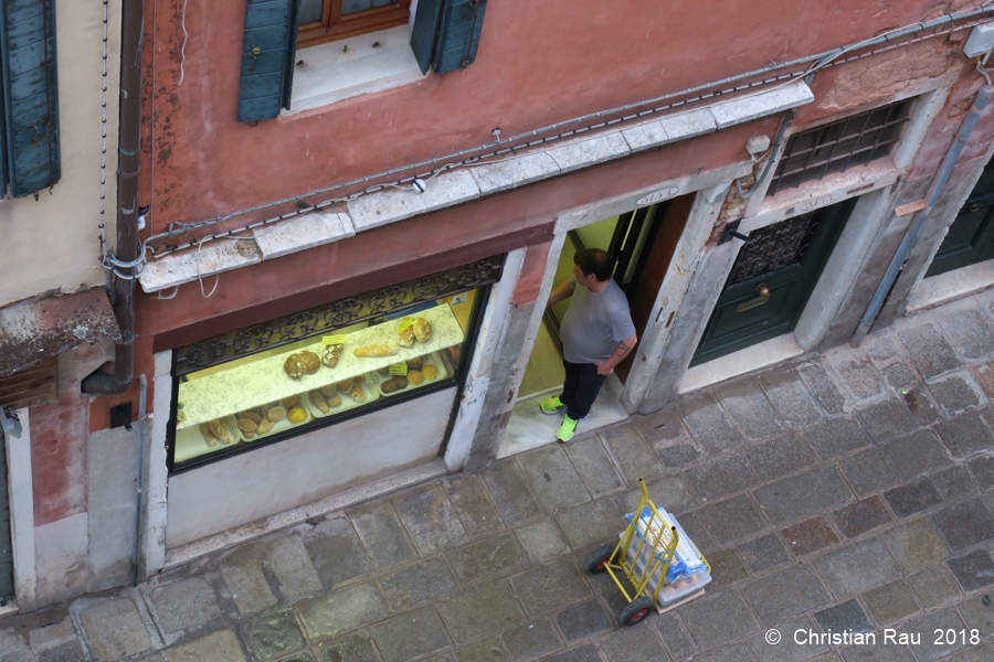 Ambiance matinale - boulangerie Molin