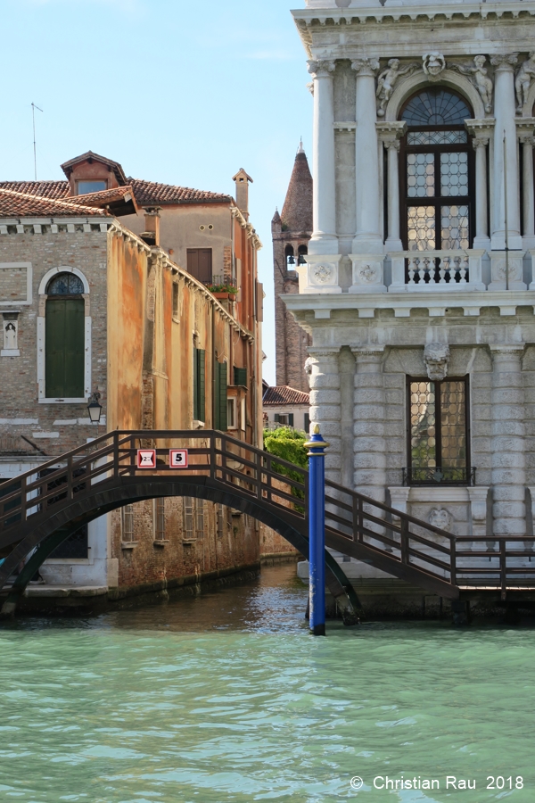 Santa Croce depuis le Grand Canal...