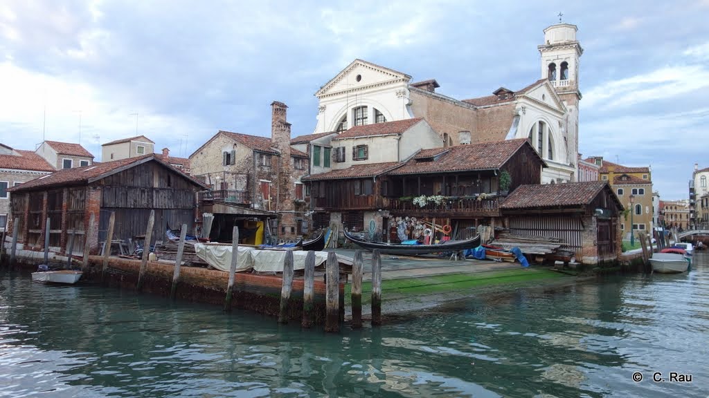 San Trovaso et son atelier d'entretien des gondoles