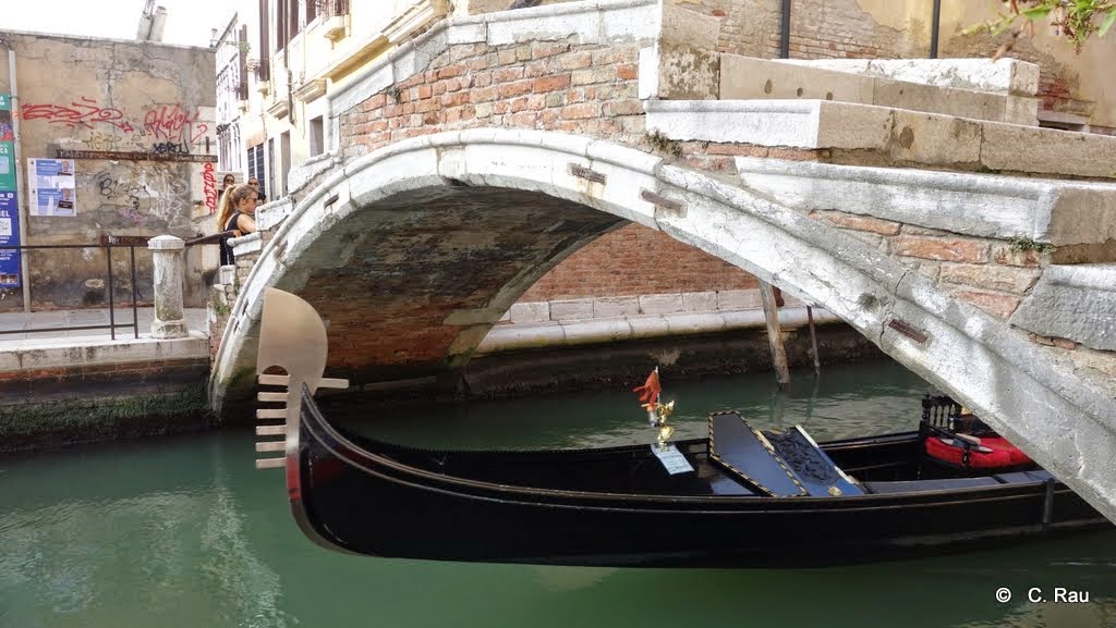 Souplesse exigée pour les gondoliers !