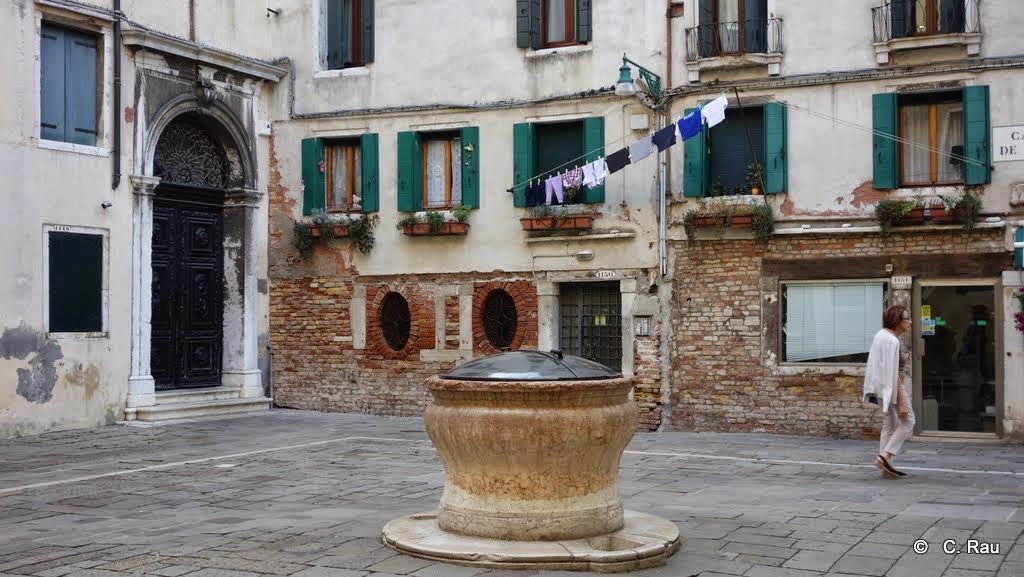 Une place de l'extension plus récente du Ghetto