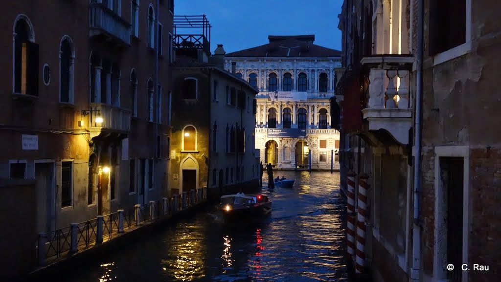 Echappée nocturne vers le Grand Canal