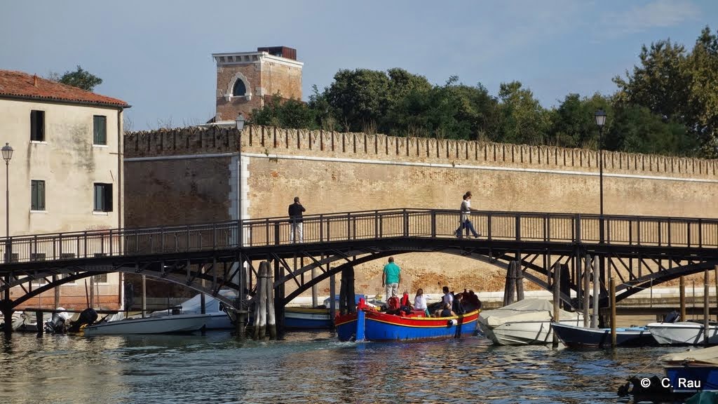 San Pietro : vue sur les murailles de l'Arsenal