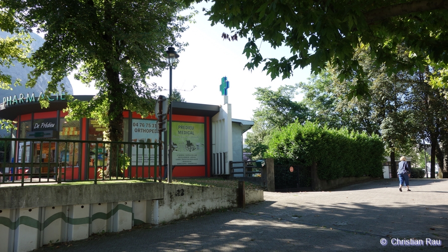 L'ancienne pharmacie Prédieu en juillet 2017 - © C. Rau