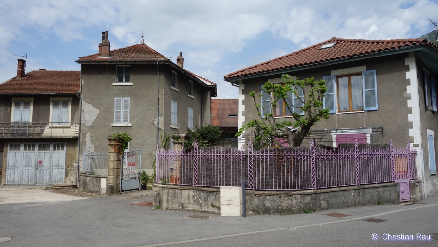 Le même habitat ancien, avenue de la Monta, en 2018...