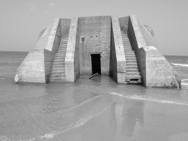 Ce blockhaus a-t-il voulu rendre hommage aus créateurs du Typhonium ?